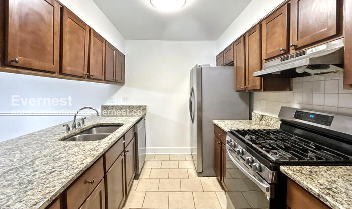 Building Photo - 6387 E Windsor Ln