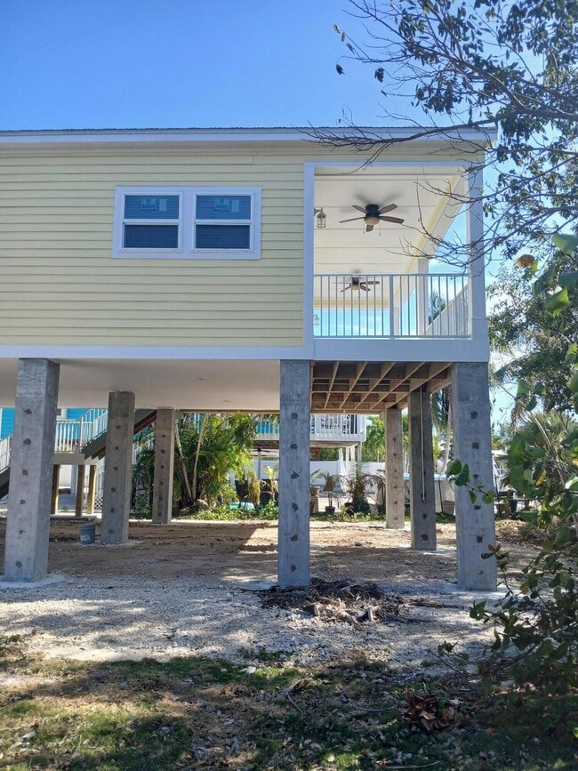 Building Photo - 3930 Gordon Rd