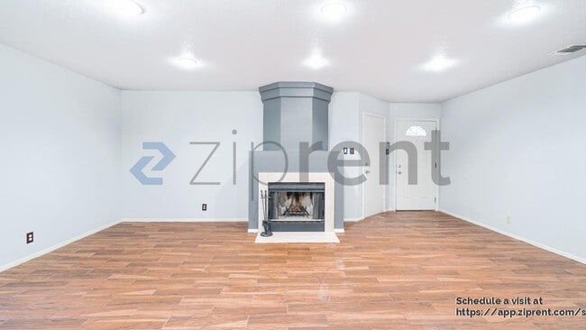 Building Photo - 9015 Jean Verte