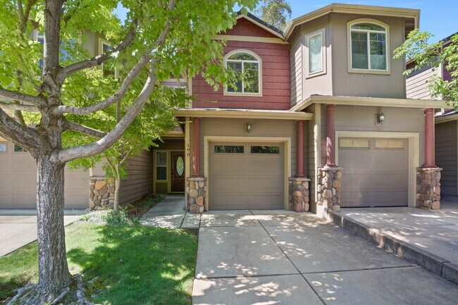 Primary Photo - 190 Rivers Edge Dr