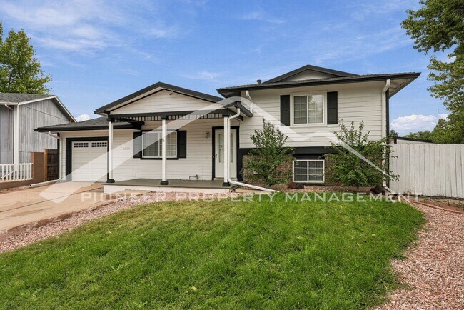 Building Photo - 12854 E Florida Dr