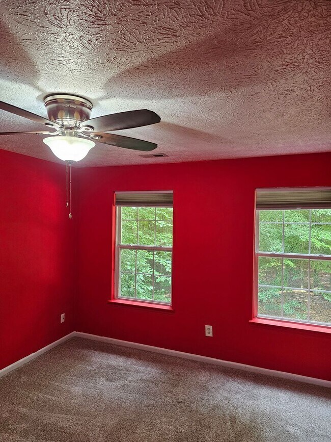 Building Photo - 5679 Hickory Fork Rd