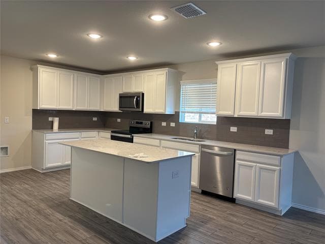 Building Photo - 1441 Lumberton Dr