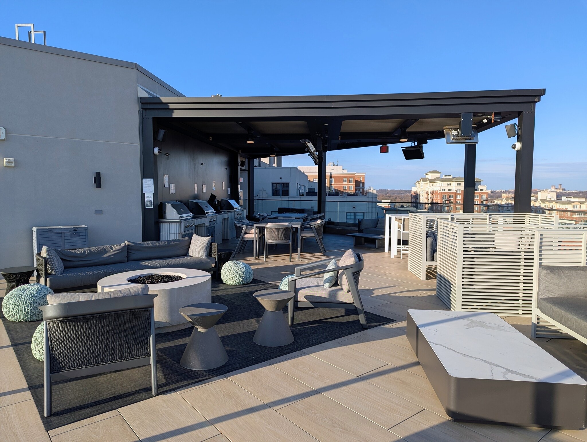 Building Photo - 1021 N Garfield St