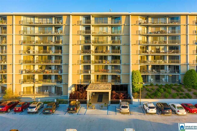 Building Photo - 1300 Beacon Pkwy E