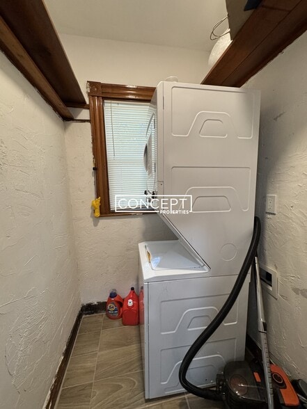 Building Photo - 76 Congreve St