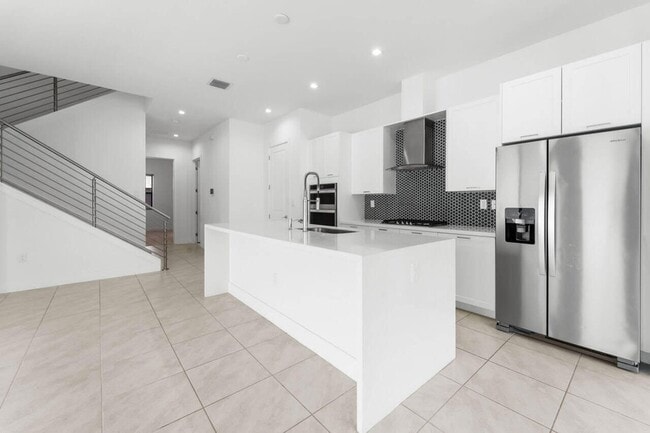 Building Photo - 8173 NW 42nd St