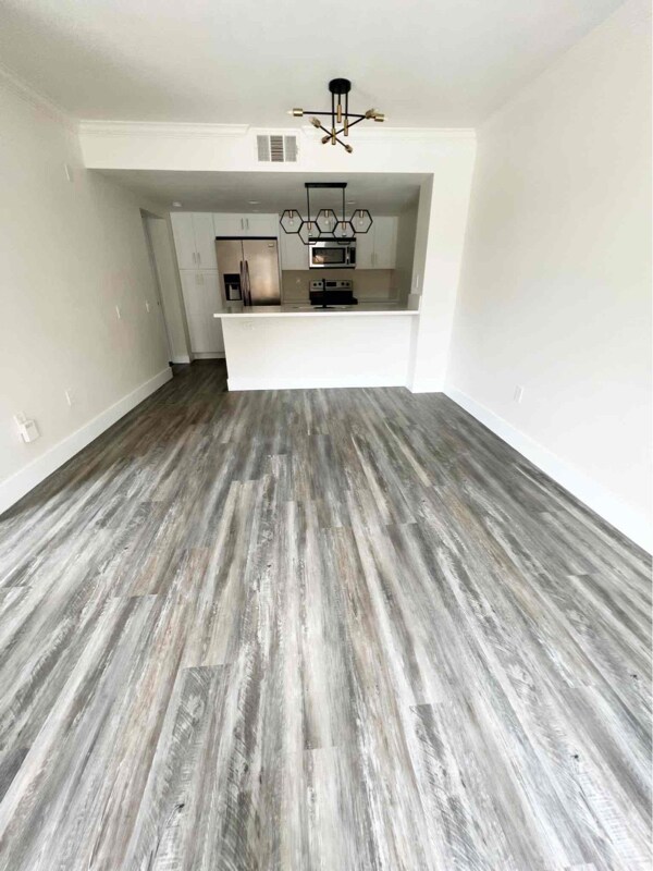 Building Photo - 15287 Maturin Dr