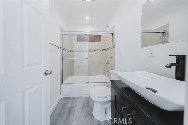 Building Photo - 10503 Cantara St