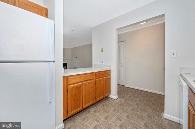 Building Photo - 10247 Redtail Ct