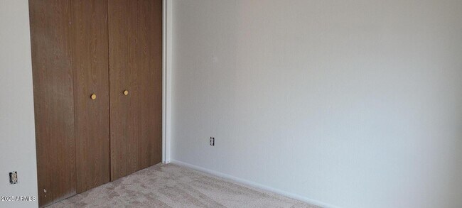 Building Photo - 3119 W Cochise Dr