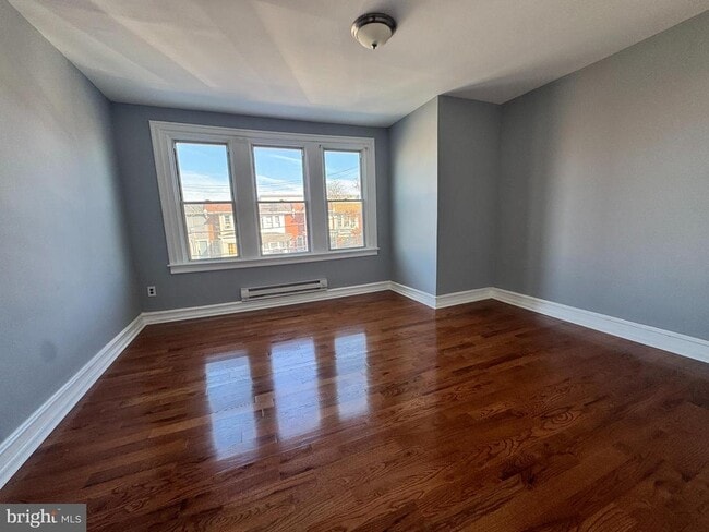 Building Photo - 842 Foulkrod St