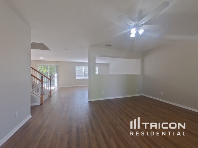 Building Photo - 7222 Bridgeview Dr