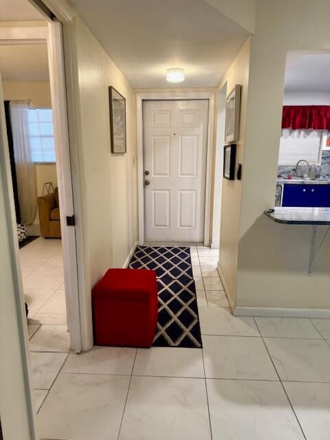 Building Photo - 610 Tennis Club Dr