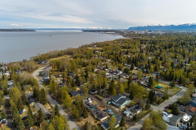 Building Photo - 2454 Tulik Dr