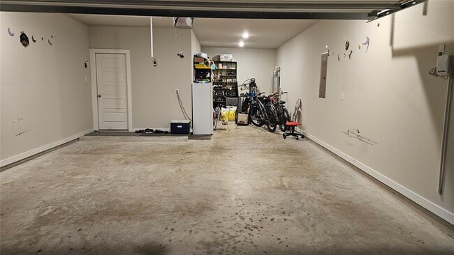 Building Photo - 18218 Bluebird Br Ln
