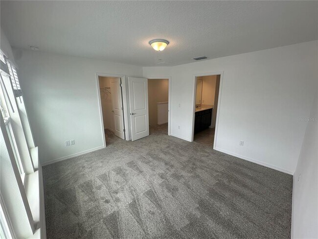 Building Photo - 4620 ORCHARD VIEW Aly