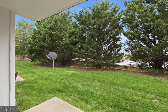 Building Photo - 119 Fort Evans Rd SE