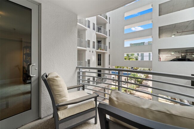 Building Photo - 1830 Radius Dr