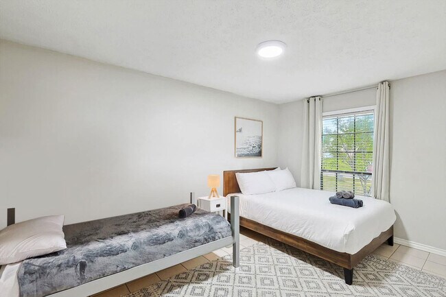 Building Photo - 1113 Cherokee Trail