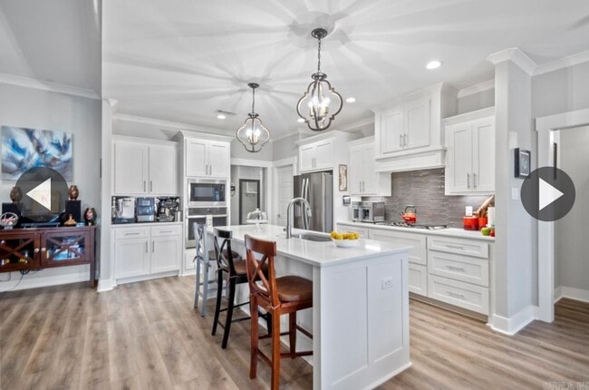 Building Photo - Gorgeous Home in Sherwood