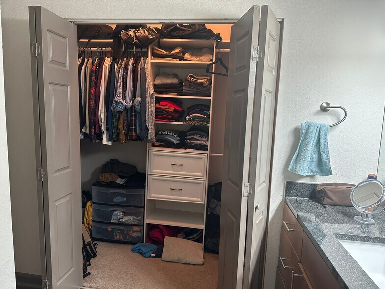 Building Photo - 5210 Misty Oaks Dr