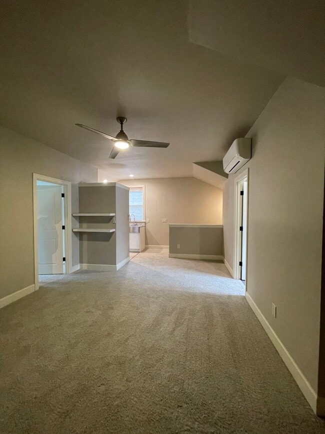 Building Photo - Beautiful, Brand New 1 Bedroom, 1 Bath ADU Home