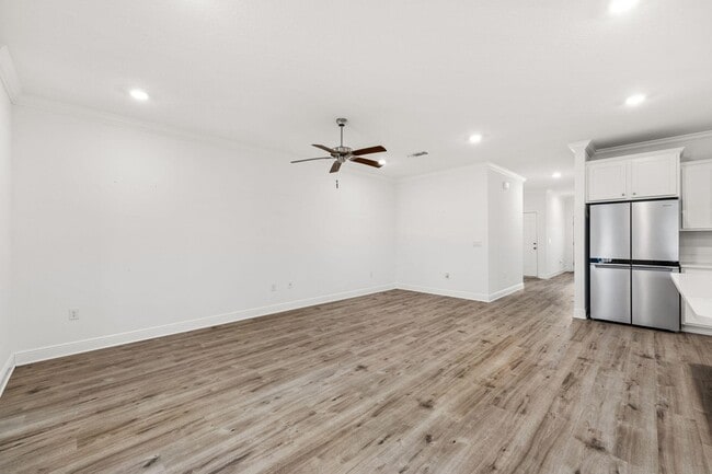 Building Photo - 185 Sea Eagle Ln