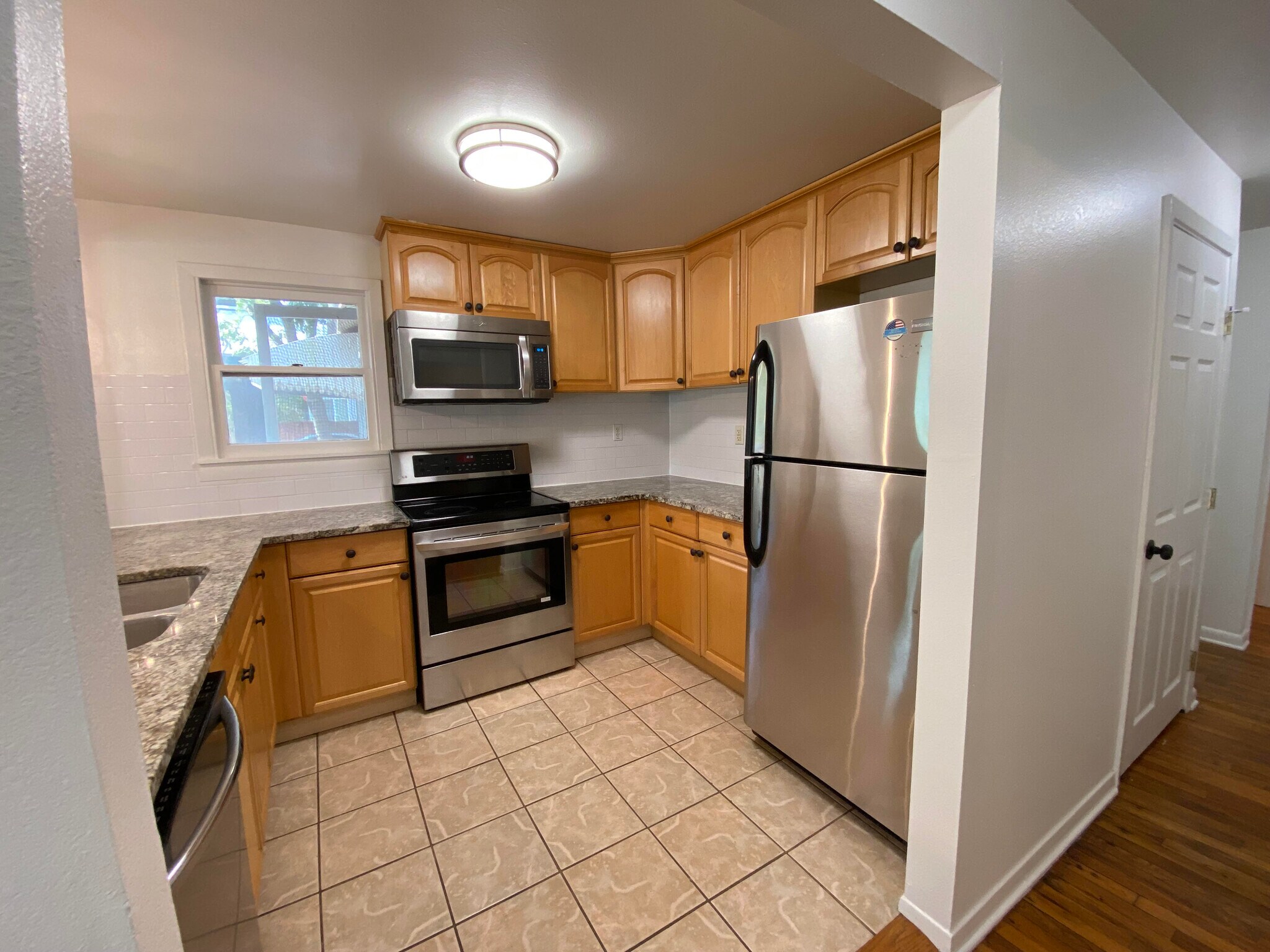 All stainless appliances - 1410 Ulit Ave