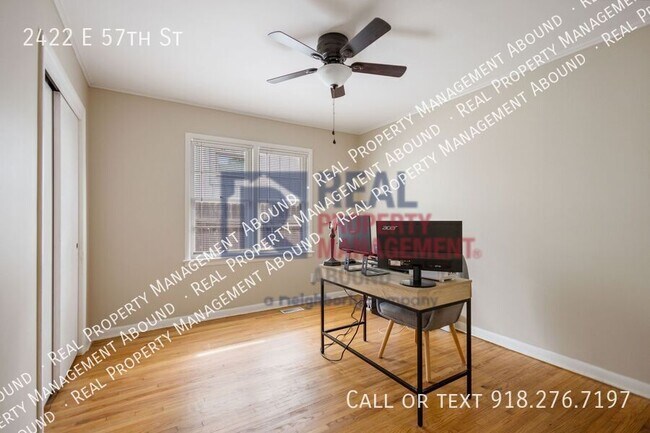 Building Photo - 2422 E 57th St