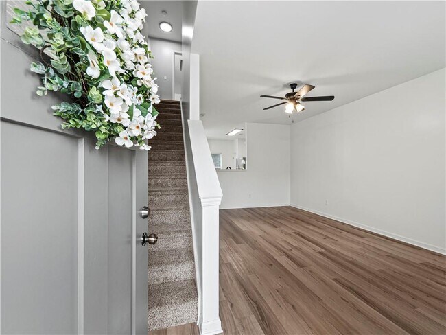 Building Photo - 4334 Box Elder Path