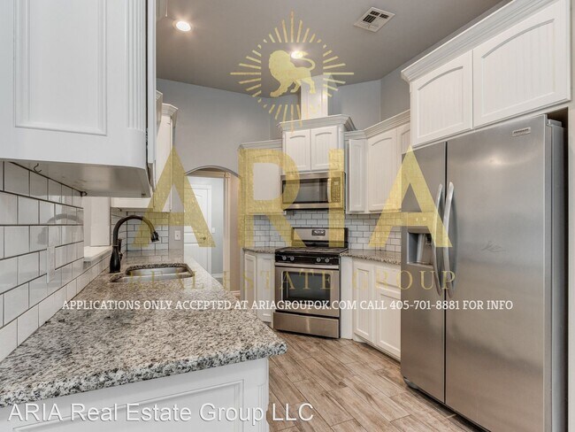 Building Photo - 3 br, 2 bath House - 948 Fox Run Ln.