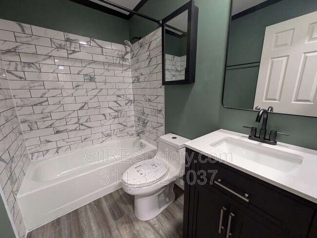 Building Photo - 2012 Oregon Ave