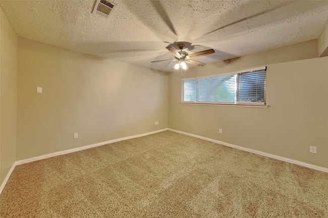 Building Photo - 4734 Lost Lake Ln