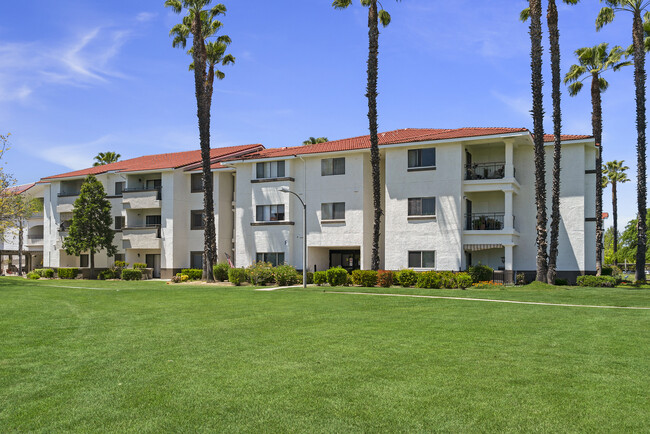 Assisted Living Apartments - Westmont Village Homes - 55+ Senior Community