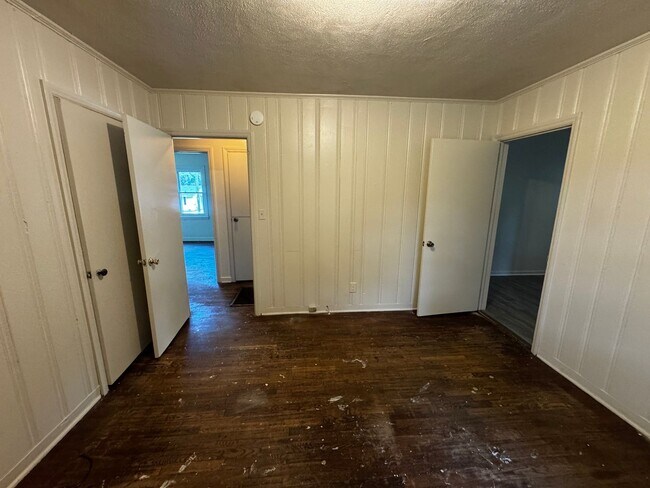 Building Photo - 109 Felter St
