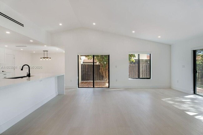 Building Photo - 11256 SW 90th Ln