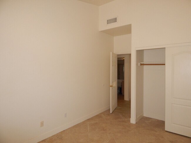 Building Photo - 7750 E Castle Valley Way