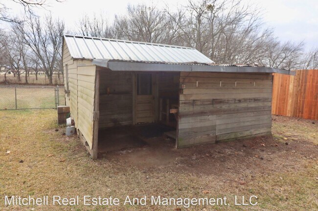 Building Photo - 2 br, 1 bath House - 2662 Tin Top Rd.