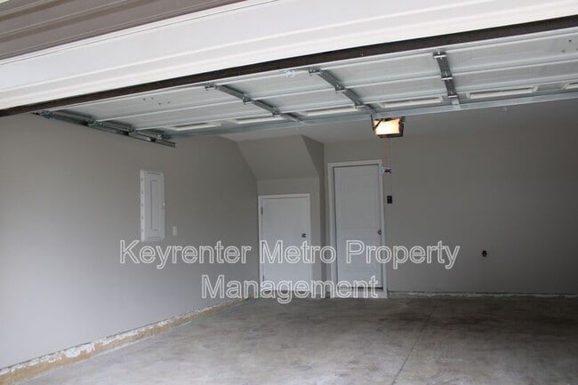 Building Photo - 9818 Ruby Lockhart Blvd