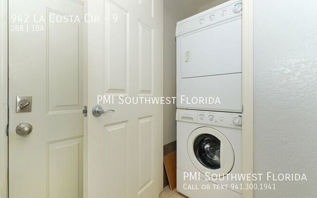 Building Photo - 942 La Costa Cir