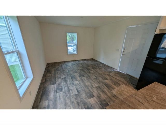 Building Photo - 152 Lynn Ln