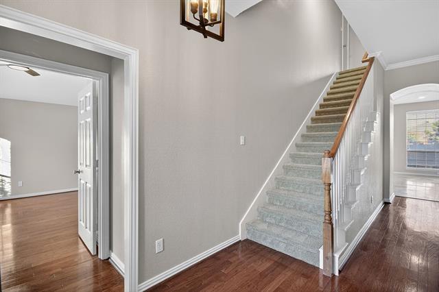 Building Photo - 1604 Wagon Wheel Dr