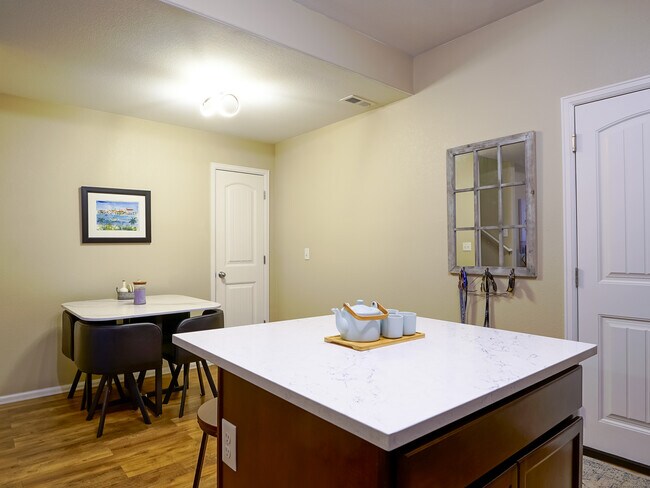 Building Photo - 4792 Kerry Lynn View