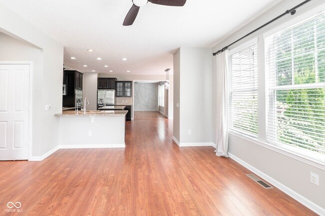 Building Photo - 1325 Brentford Ln