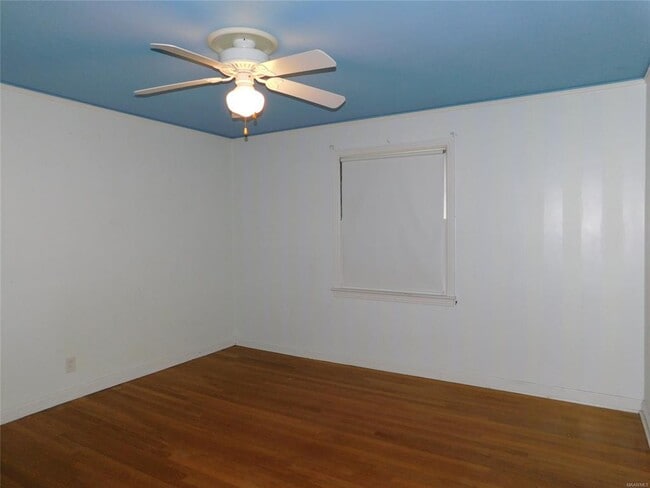 Building Photo - 127 N Wildwood Dr
