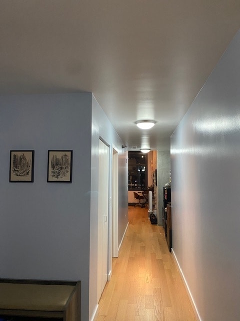 Building Photo - 235 W Van Buren St