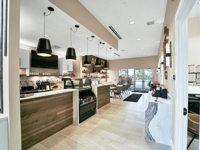 Building Photo - 14734 Orrieto Pl