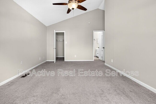 Building Photo - 1316 Llewellyn Ave