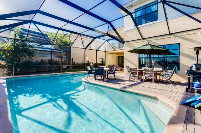 Building Photo - 13755 Luna Dr